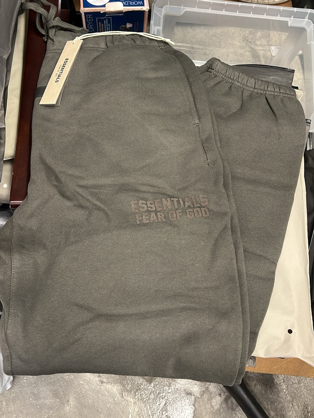 Essentials jogger